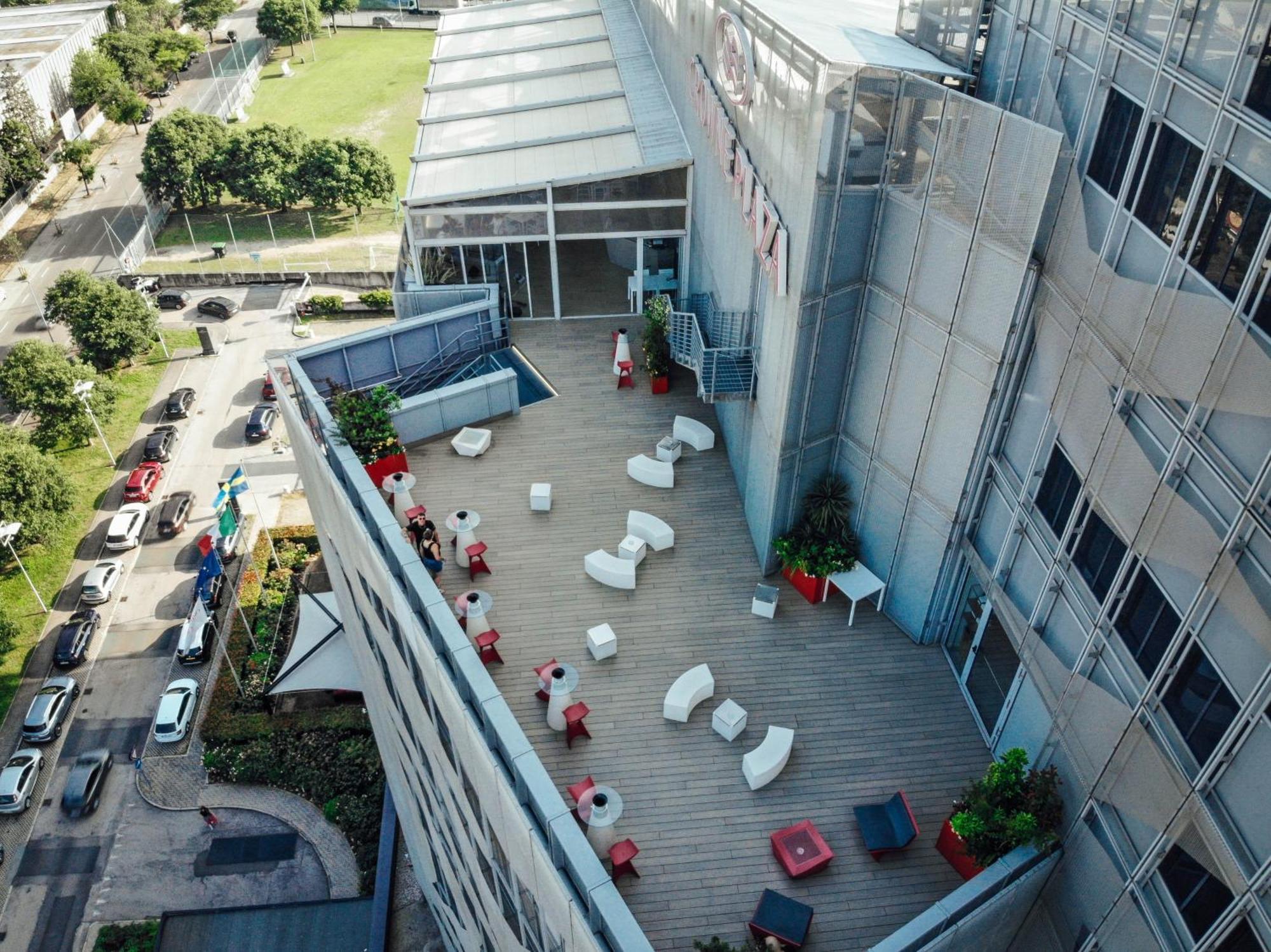 คราวน์ พลาซา เวโรนา ฟิเอรา Hotel ภายนอก รูปภาพ